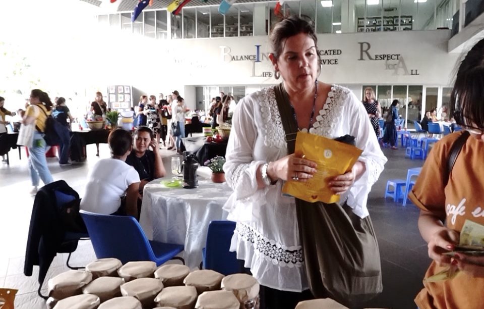 Mua quà gì cho người thân ở Mỹ - Cẩn thận danh sách những thứ cấm mang vào Mỹ kẻo bị phạt nặng